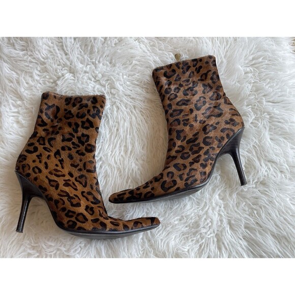 Linea Paolo  Size 6.5 Bootie Stiletto Heel Leopard Print Calf Hair FLAWS - Picture 2 of 14
